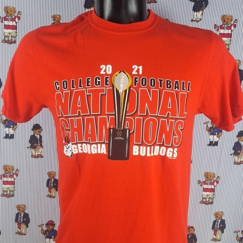 2021 Georgia Bulldogs National Championship spellout graphic Med red t-shirt.